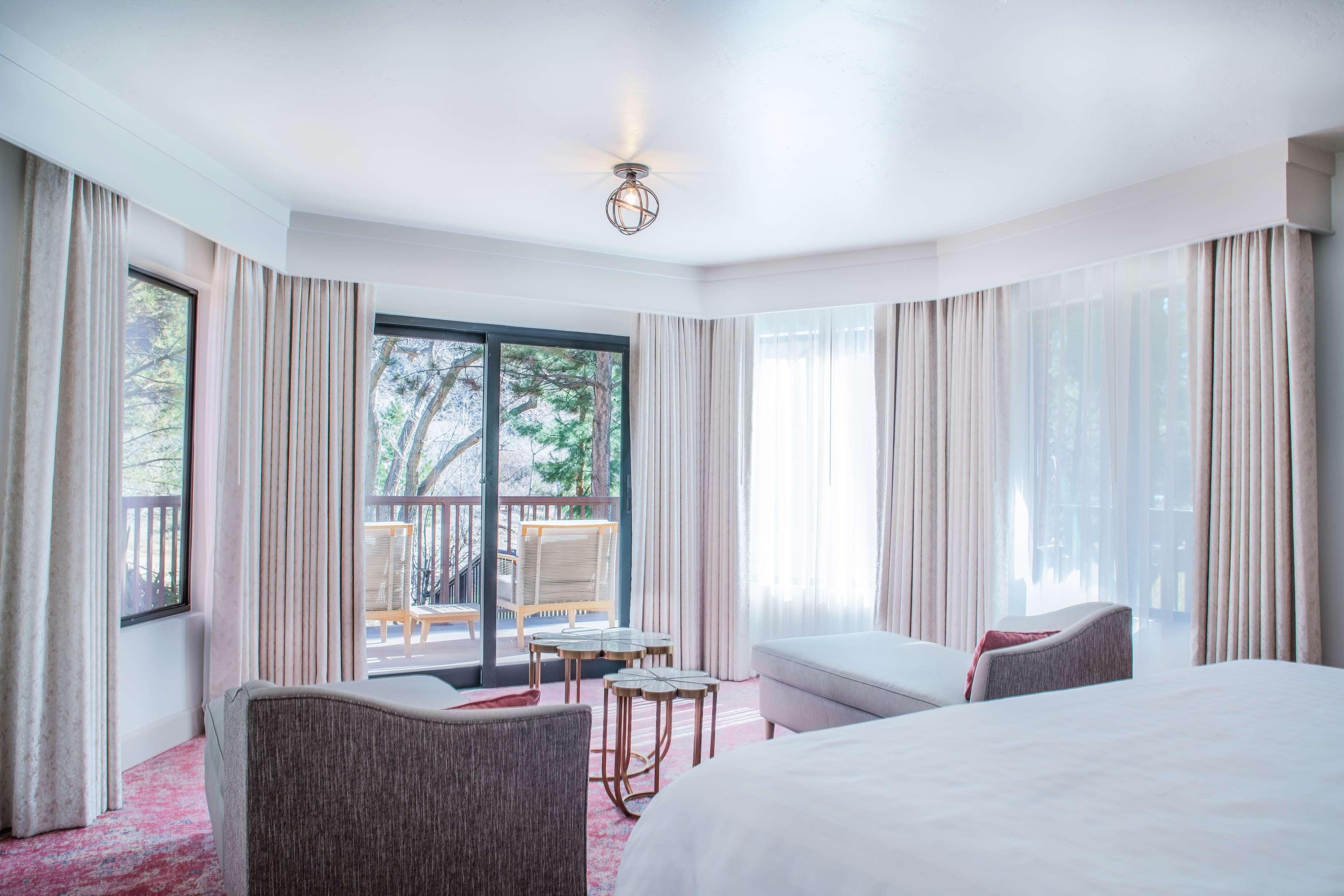 Hotel Cliffrose Springdale, Curio Collection By Hilton Exteriér fotografie